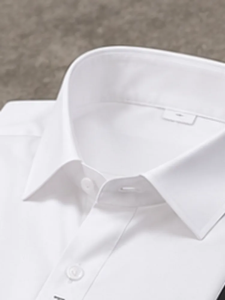 Camisa branca em seda gelada
