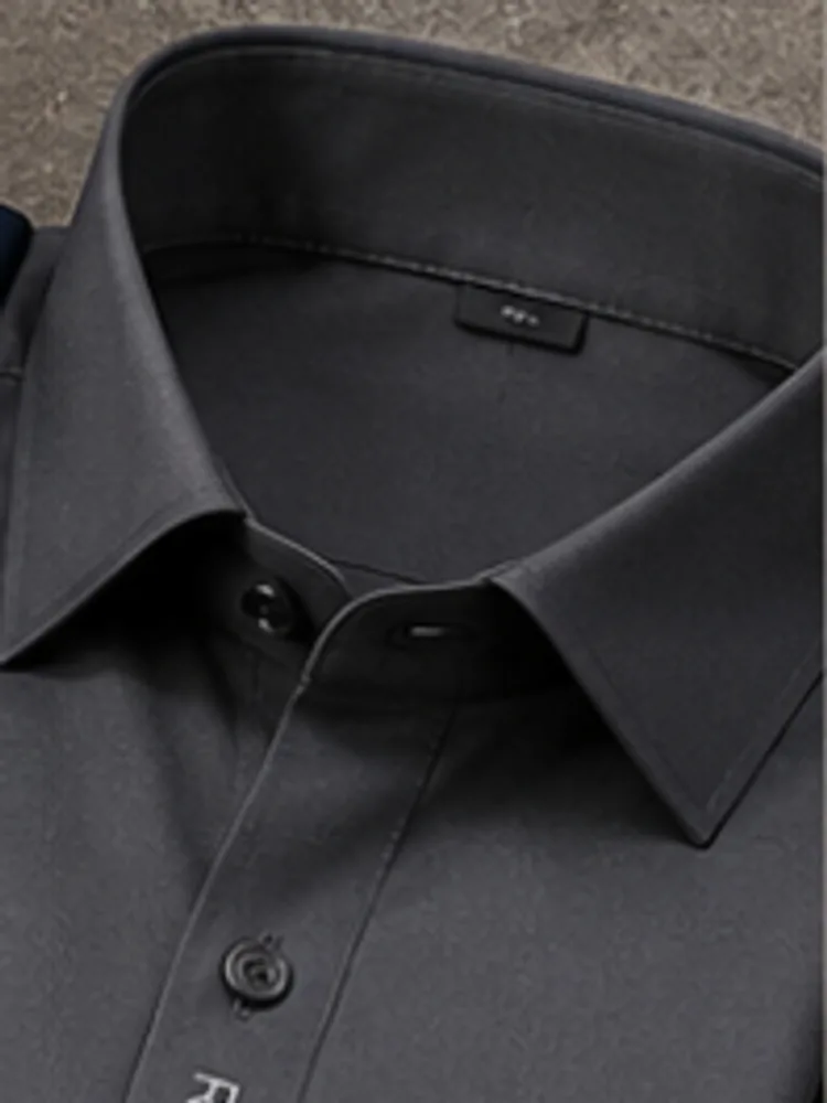 Camisa cinza em seda gelada